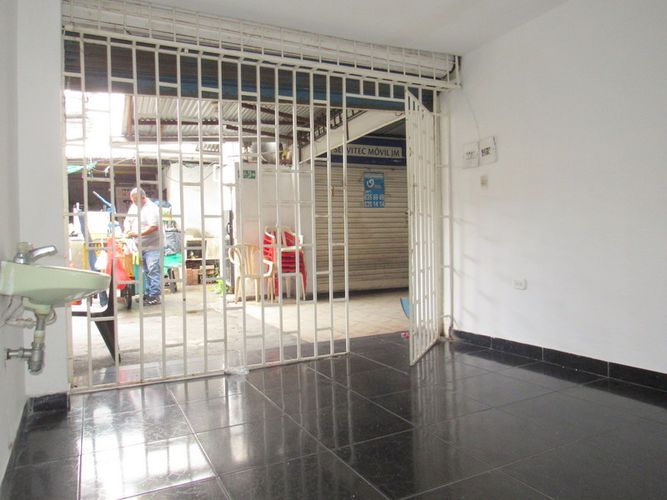 Local en arriendo en Centro, Bucaramanga, 15 m² · foto 3 de 3