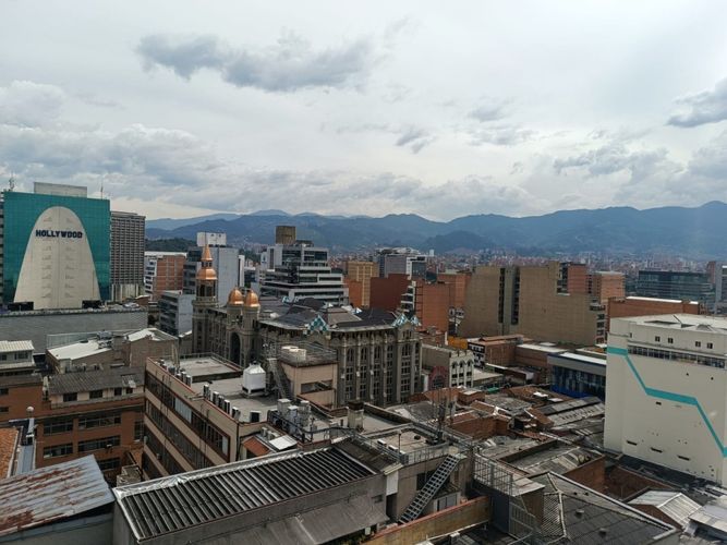 Oficina en arriendo en La Candelaria, Medellín, 45 m² · foto 2 de 21