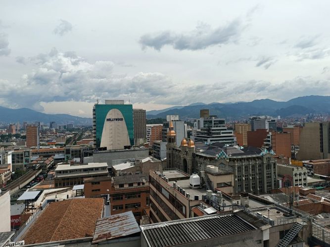 Oficina en arriendo en La Candelaria, Medellín, 45 m² · foto 6 de 21
