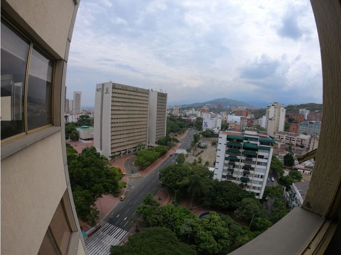 Apartamento de 3 alcobas en venta en Granada, Cali, 199 m² · foto 18 de 19