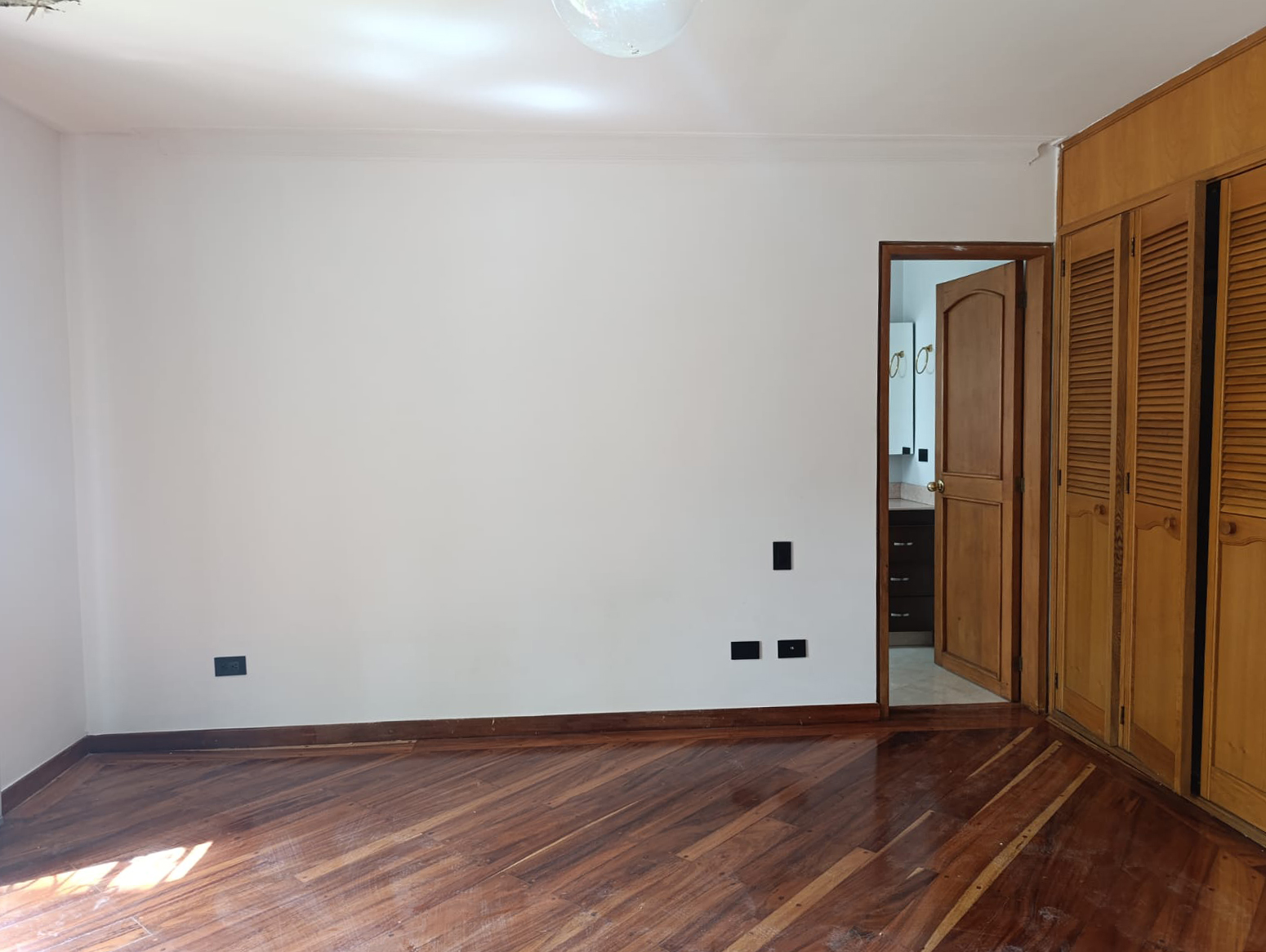 Casa en arriendo en El Poblado, Medellín · foto 15 de 20