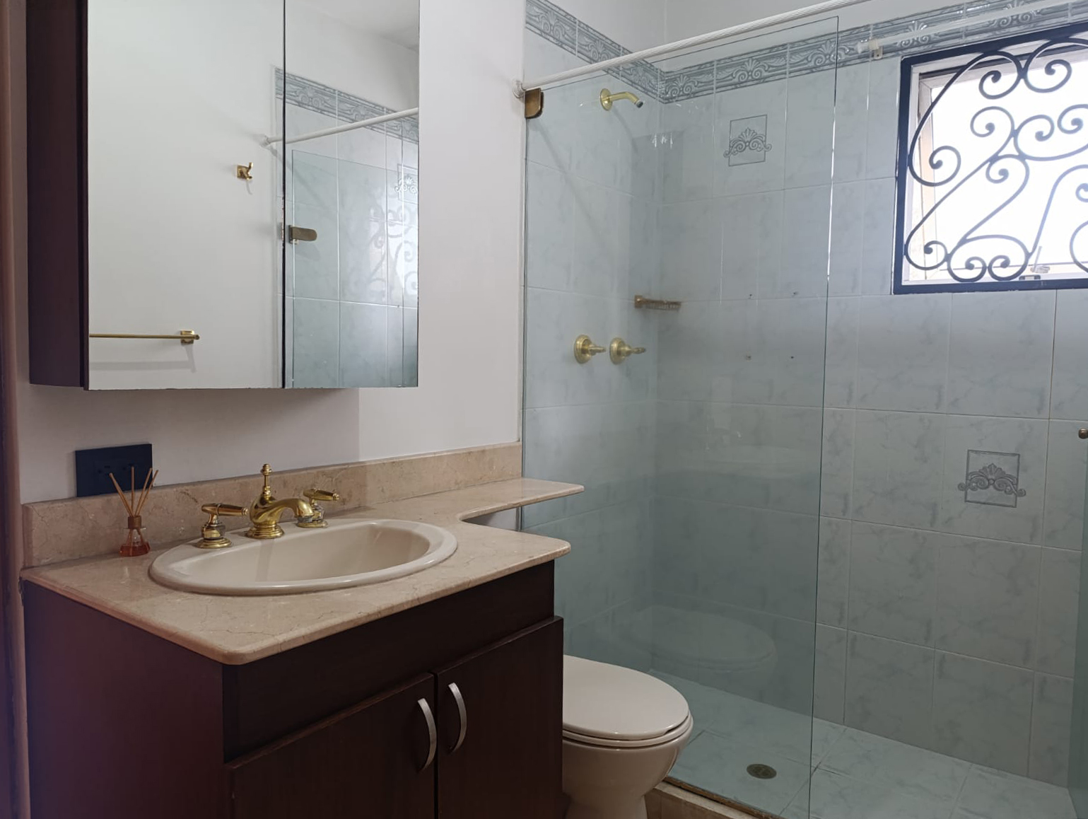 Casa en arriendo en El Poblado, Medellín · foto 18 de 20
