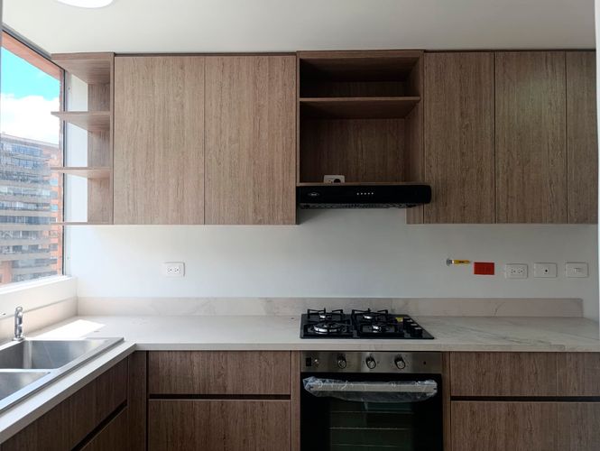 Apartamento de 3 alcobas en arriendo en El Poblado, Medellín, 163 m² · foto 6 de 19
