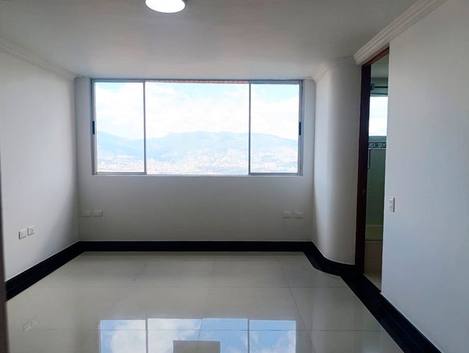 Apartamento de 3 alcobas en arriendo en El Poblado, Medellín, 163 m² · foto 14 de 19