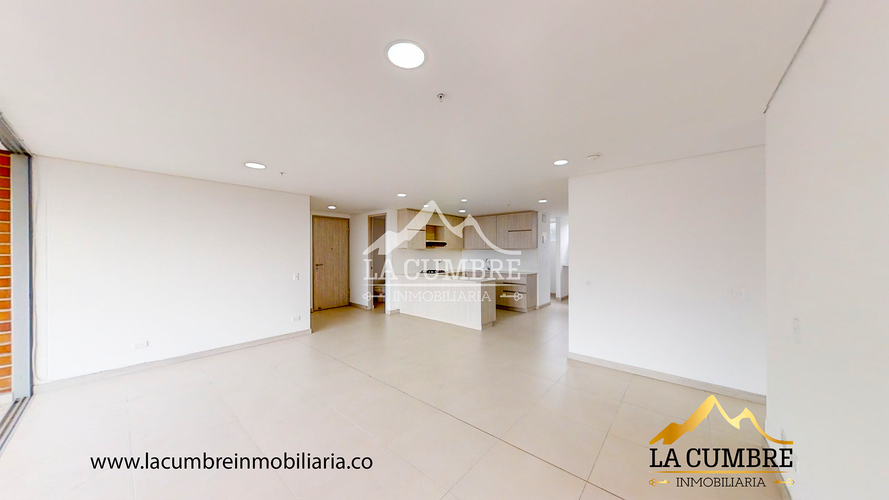 Apartamento de 3 alcobas en arriendo en Loma Del Escobero, Envigado, 145 m² · foto 3 de 15