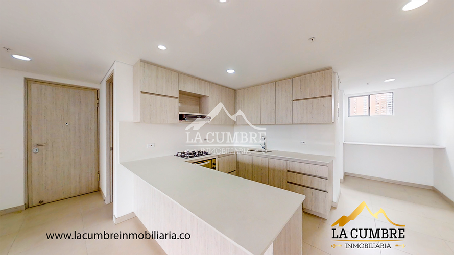 Apartamento de 3 alcobas en arriendo en Loma Del Escobero, Envigado, 145 m² · foto 6 de 15