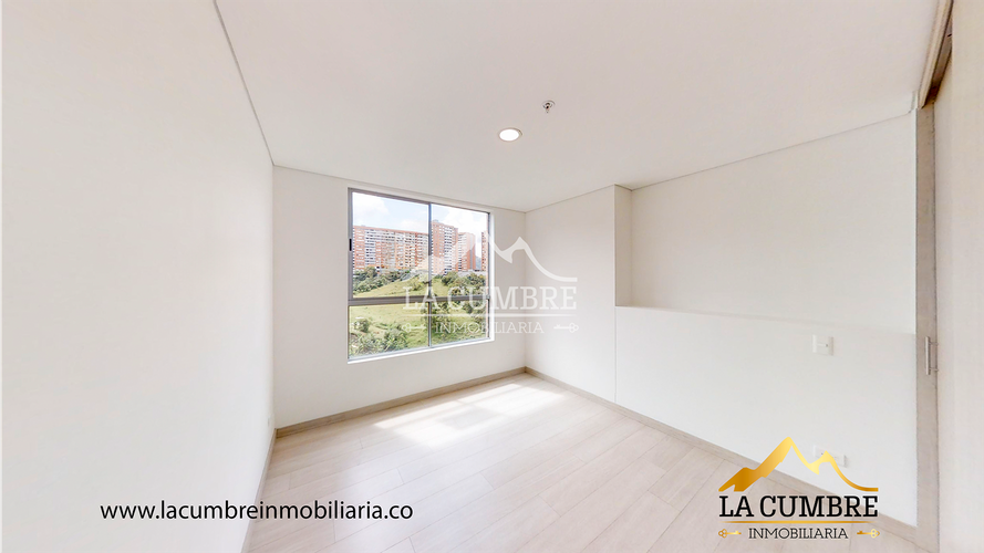 Apartamento de 3 alcobas en arriendo en Loma Del Escobero, Envigado, 145 m² · foto 11 de 15