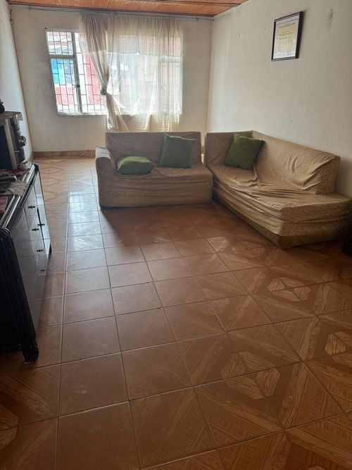 Casa de 6 alcobas en venta en Andalucia Ii, Bogotá, 180 m² · foto 2 de 8