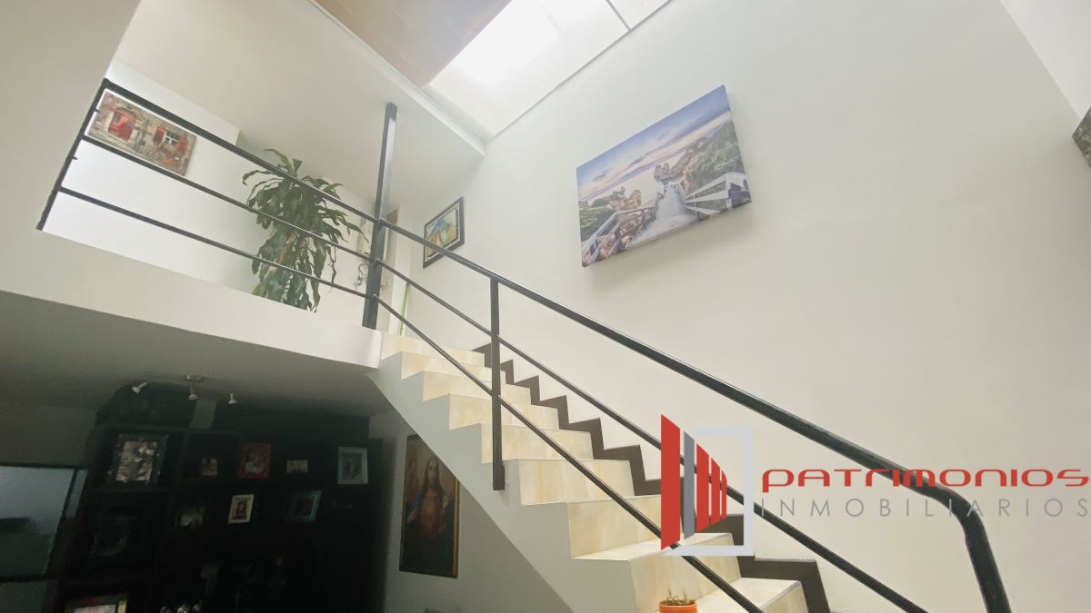 Casa en venta en Barrios Unidos, Bogotá · foto 8 de 24