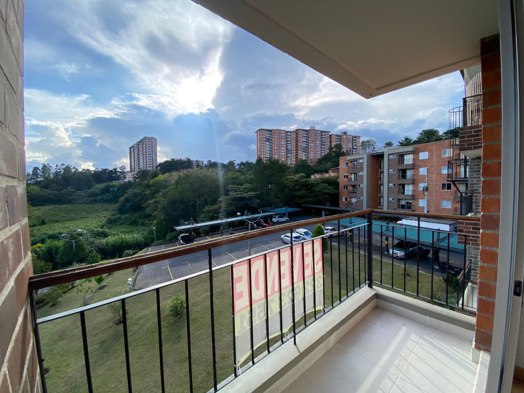Apartamento en arriendo en Santa Ana, Rionegro · foto 8 de 14