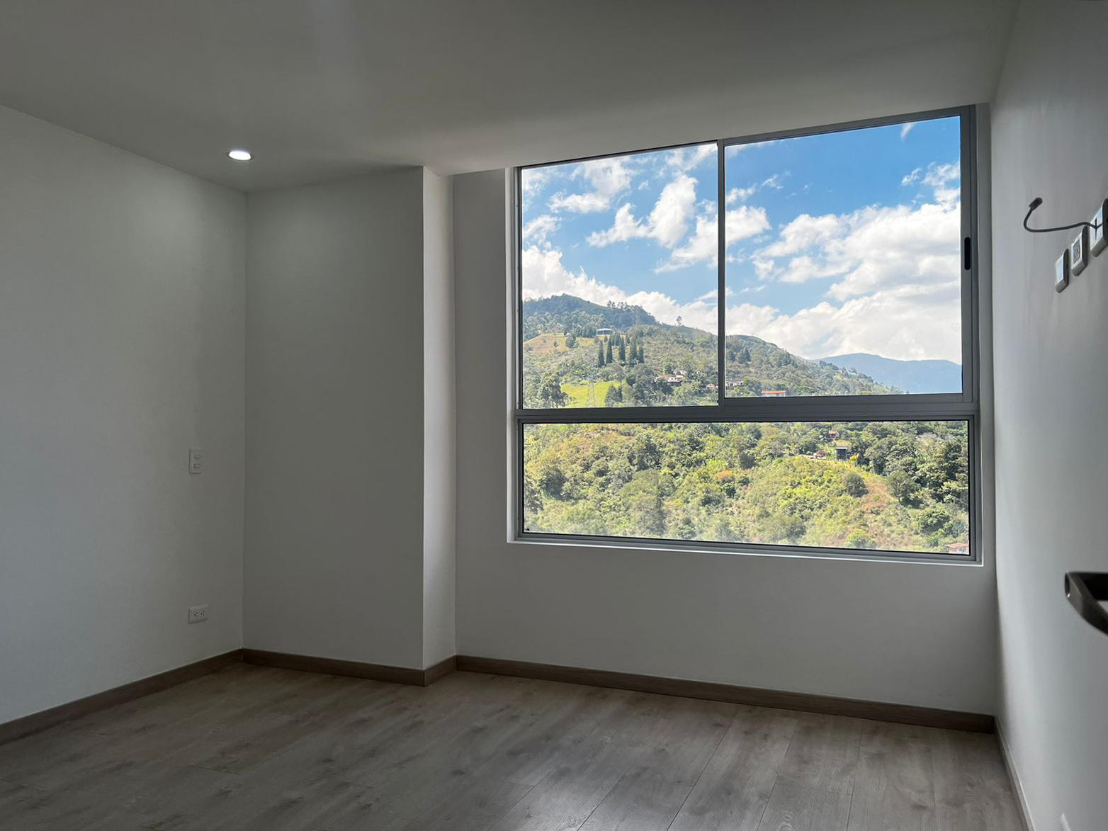 Apartamento en venta en El Salado, Envigado · foto 14 de 18