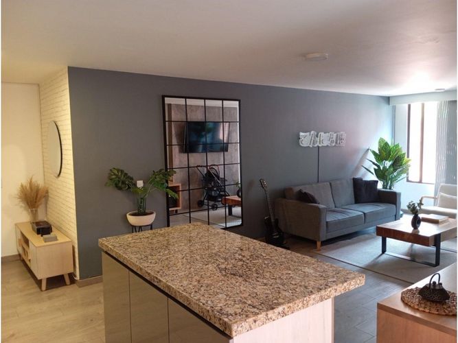 Apartamento de 3 alcobas en venta en Chico Norte, Bogotá, 97 m² · foto 7 de 23