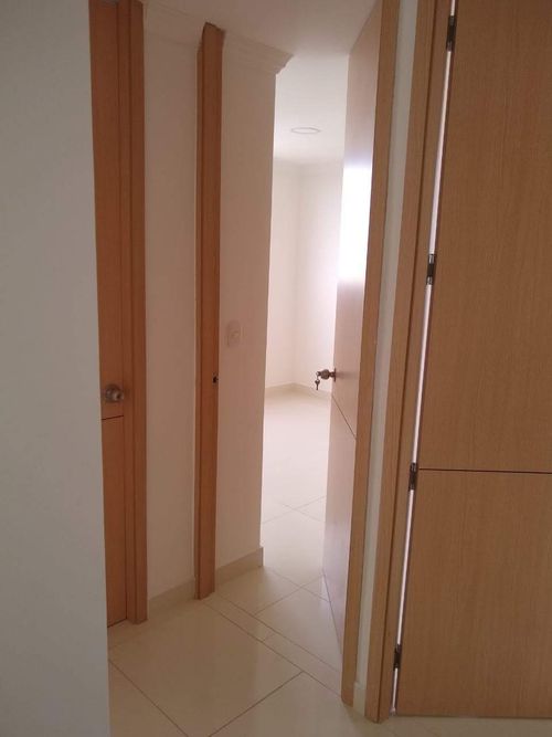 Apartamento de 3 alcobas en venta en La Concepcion, Cartagena, 103 m² · foto 2 de 18