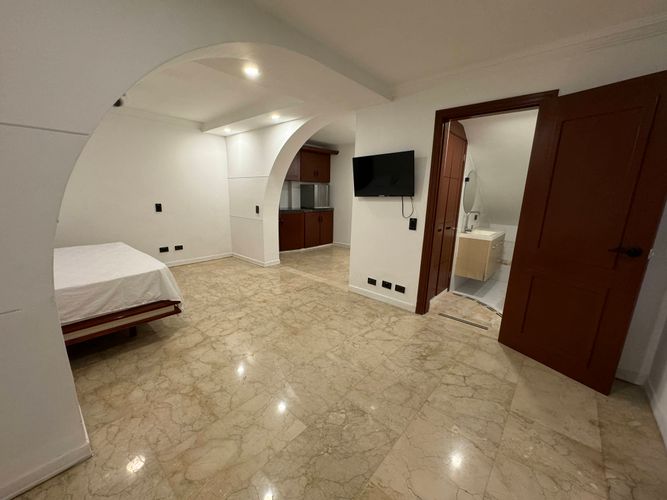 Edificio en venta en Cristales, Cali, 2100 m² · foto 12 de 24