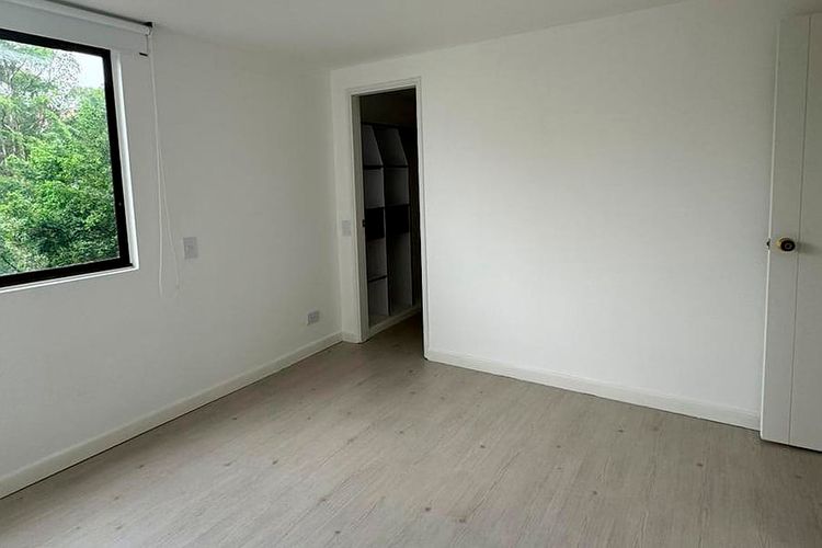 Apartamento de 3 alcobas en arriendo en El Poblado, Medellín, 120 m² · foto 3 de 16