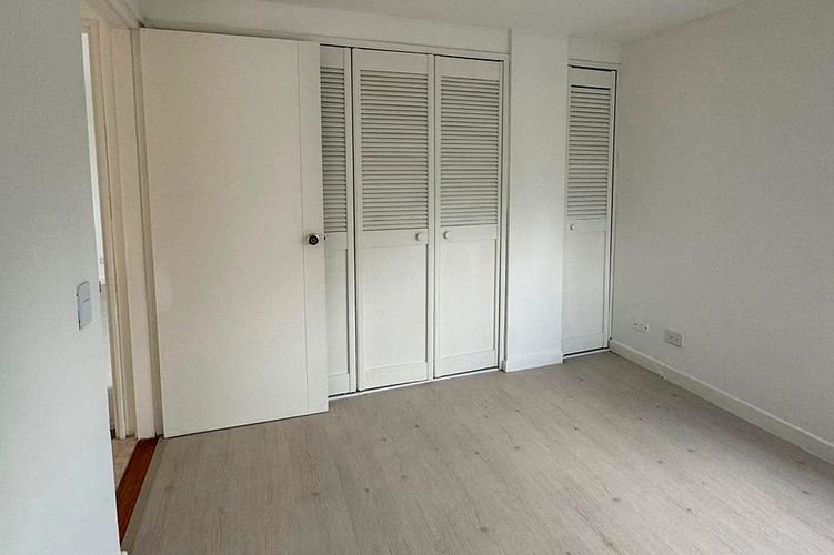 Apartamento de 3 alcobas en arriendo en El Poblado, Medellín, 120 m² · foto 9 de 16