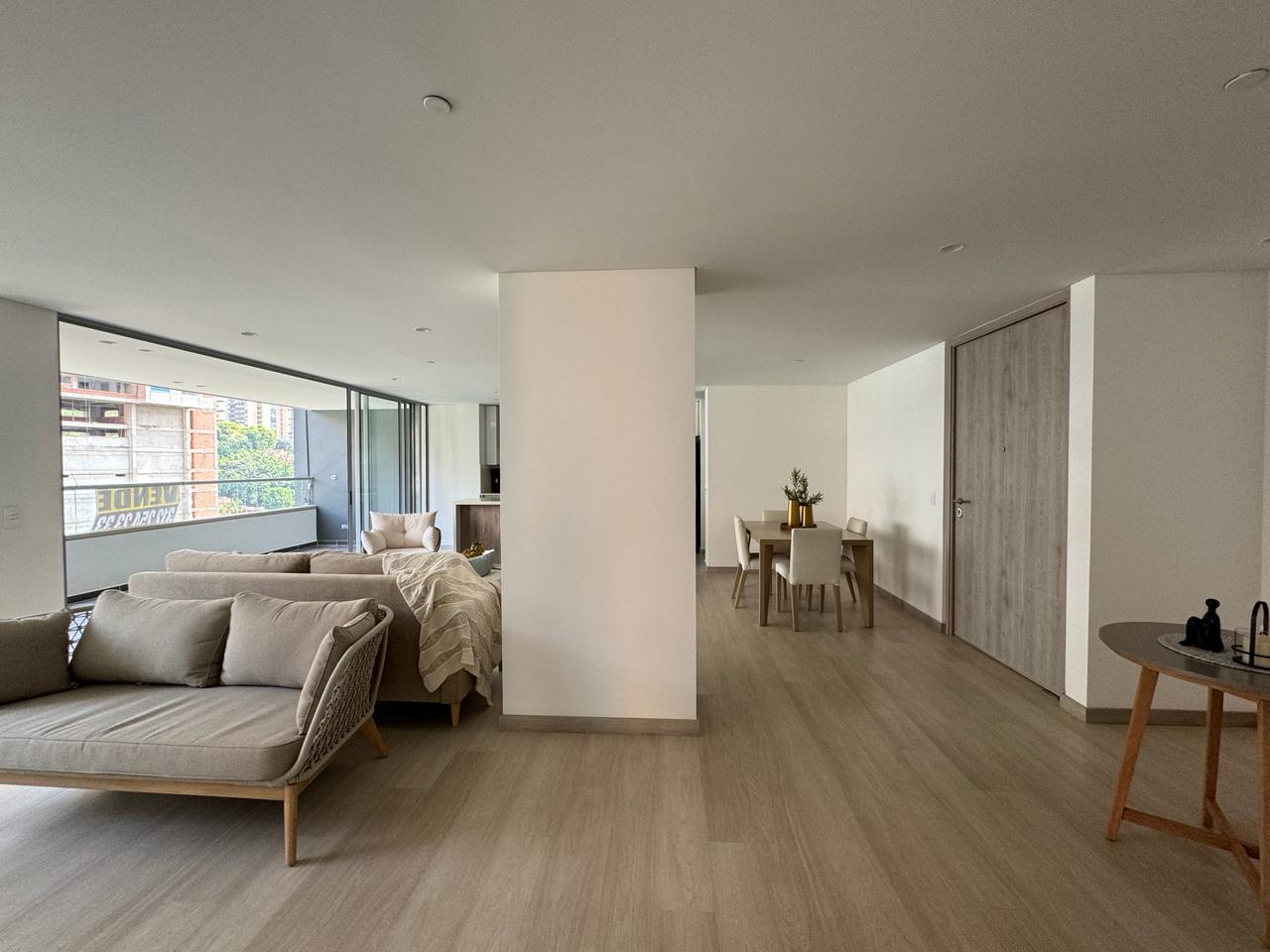 Apartamento en venta en Camino Verde, Envigado · foto 3 de 23