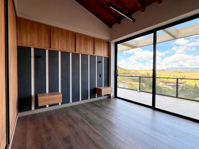 Casa de 4 alcobas en venta en Guarne, 700 m² · foto 2 de 20