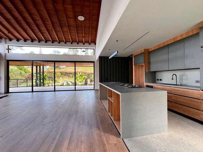 Casa de 4 alcobas en venta en Guarne, 700 m² · foto 7 de 20