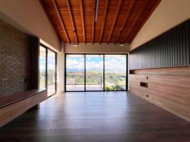 Casa de 4 alcobas en venta en Guarne, 700 m² · foto 13 de 20