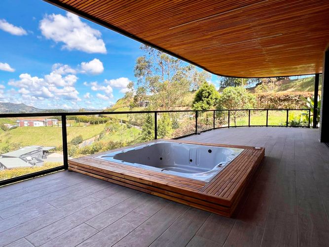 Casa de 4 alcobas en venta en Guarne, 700 m² · foto 16 de 20