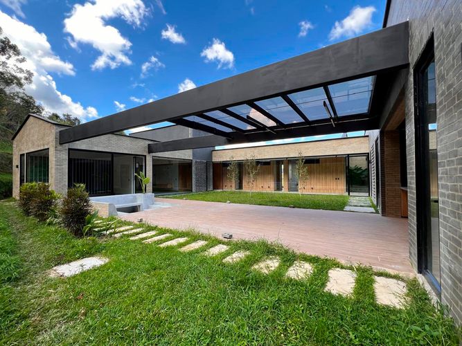 Casa de 4 alcobas en venta en Guarne, 700 m² · foto 20 de 20