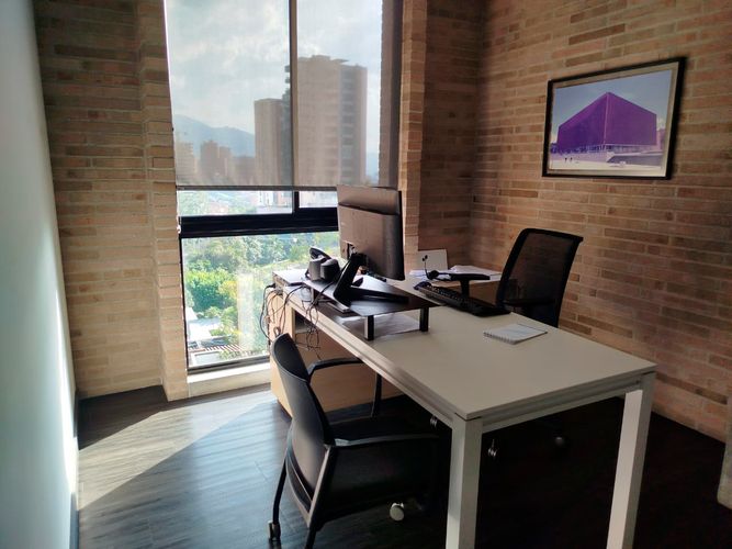 Oficina en arriendo en El Poblado, Medellín, 178 m² · foto 6 de 17