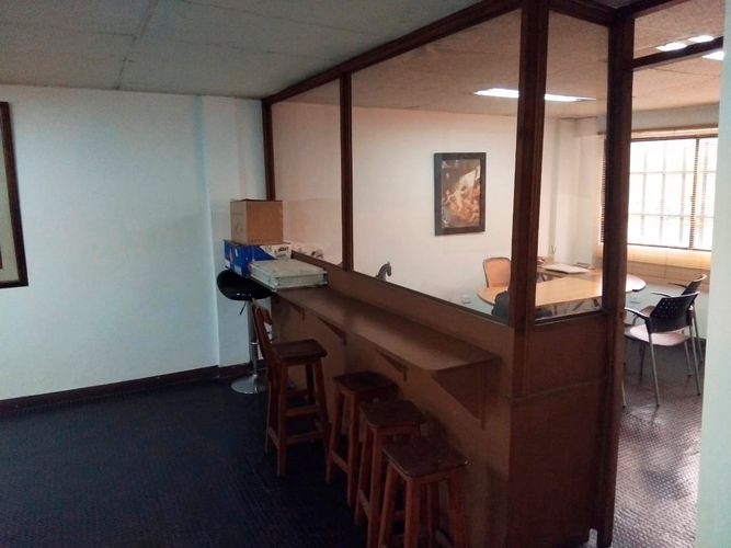 Bodega en arriendo en Laureles, Medellín, 280 m² · foto 9 de 14