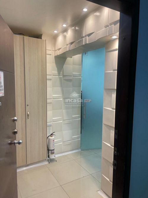 Consultorio en venta en Tequendama, Cali, 43 m² · foto 2 de 11