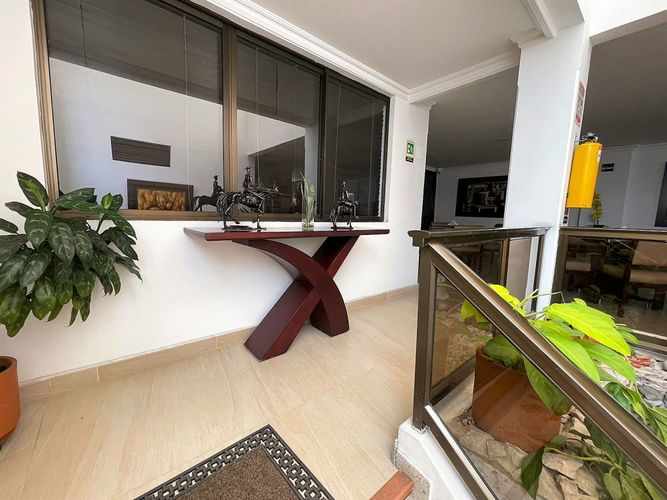 Edificio en venta en Santa Monica, Cali, 457 m² · foto 4 de 22