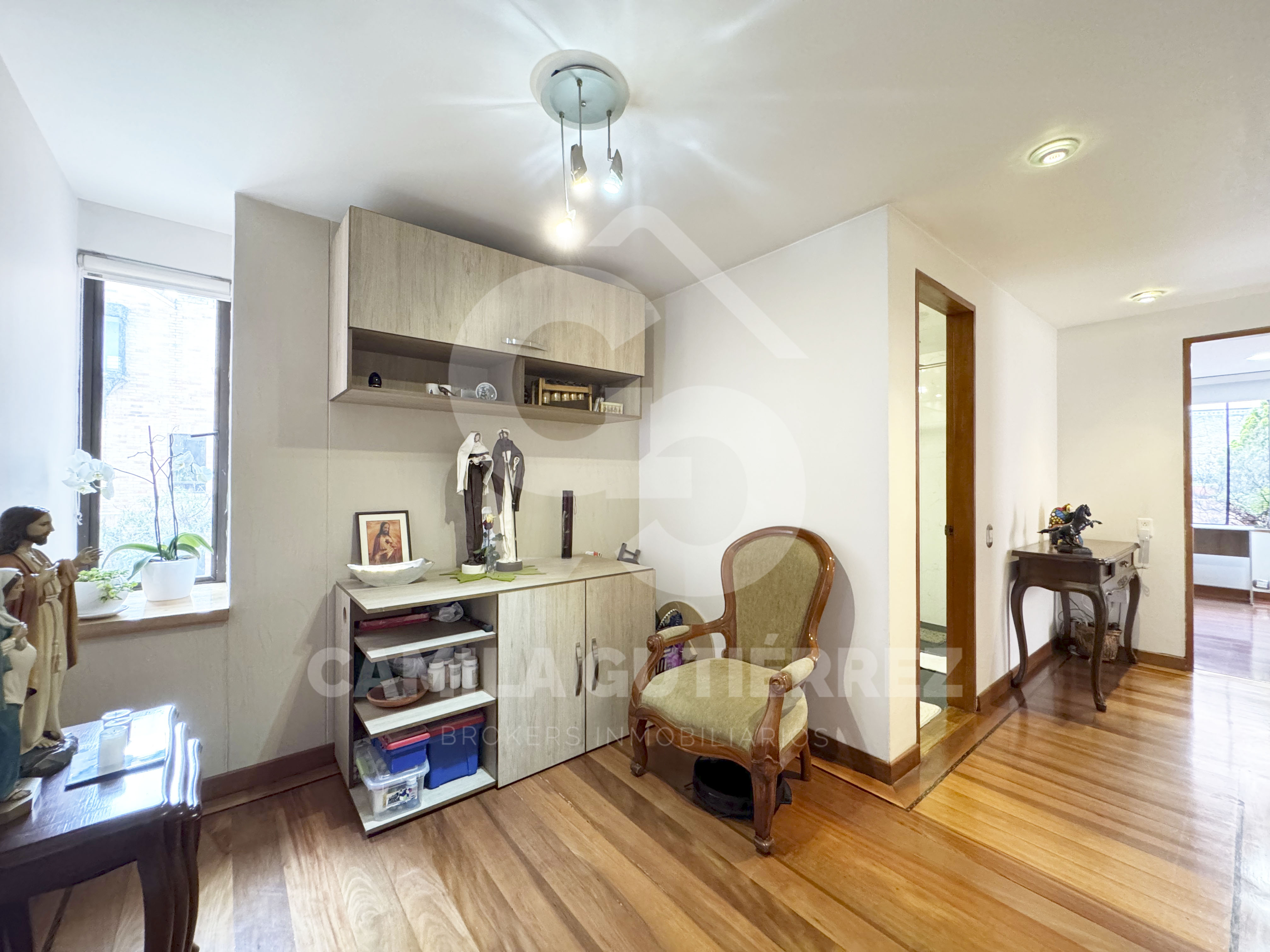 Casa en venta en Cerros De Suba, Bogotá · foto 2 de 24