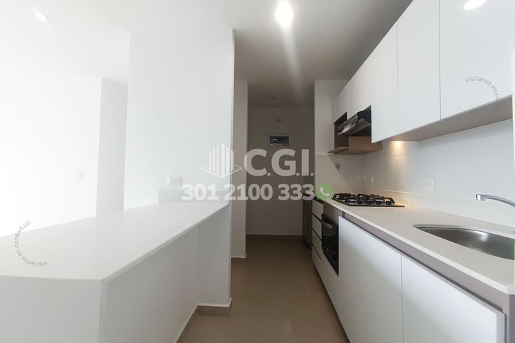 Apartamento de 3 alcobas en arriendo en Castropol, Medellín, 87 m² · foto 9 de 24