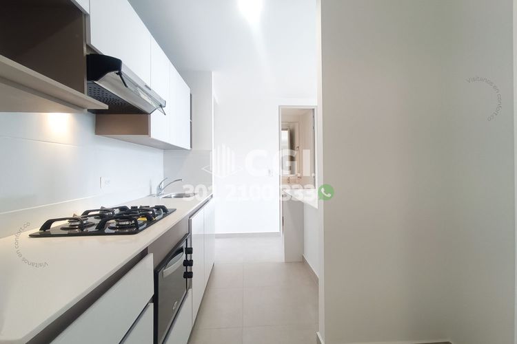 Apartamento de 3 alcobas en arriendo en Castropol, Medellín, 87 m² · foto 10 de 24