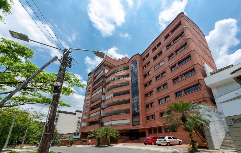 Apartamento de 6 alcobas en venta en Arboledas, Cali, 479 m² · foto 20 de 20