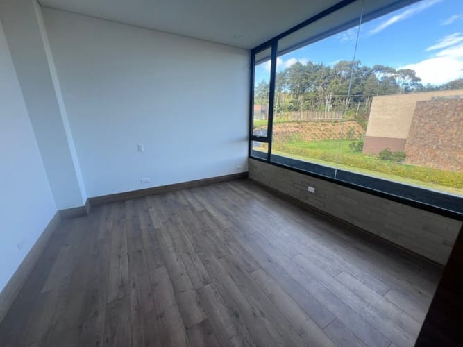 Casa de 3 alcobas en venta en Las Palmas, Envigado, 402 m² · foto 18 de 24