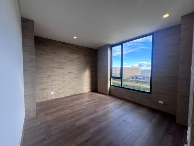 Casa de 3 alcobas en venta en Las Palmas, Envigado, 402 m² · foto 19 de 24
