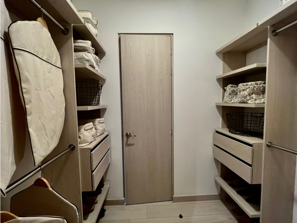 Apartamento en venta en El Portal, Envigado · foto 5 de 12