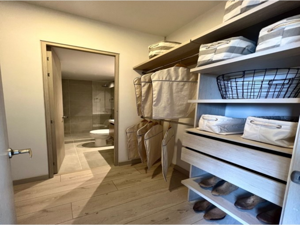 Apartamento en venta en El Portal, Envigado · foto 6 de 12