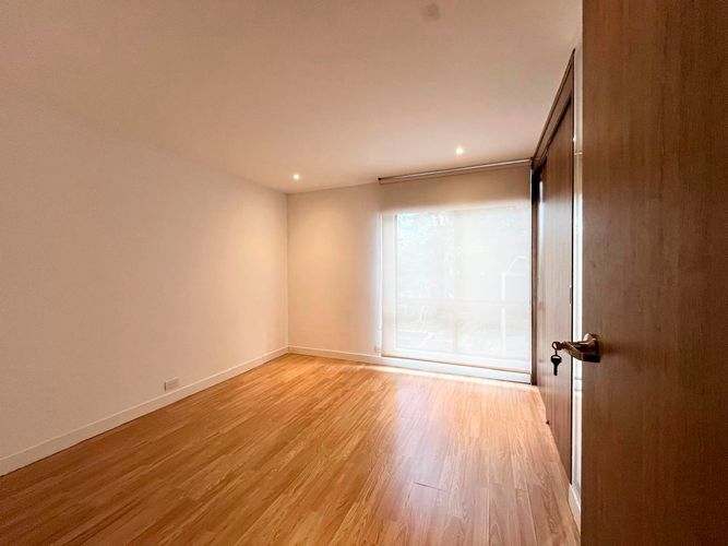Apartamento de 3 alcobas en arriendo en El Poblado, Medellín, 145 m² · foto 11 de 19
