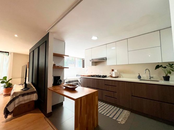 Apartamento de 3 alcobas en arriendo en El Poblado, Medellín, 145 m² · foto 16 de 19