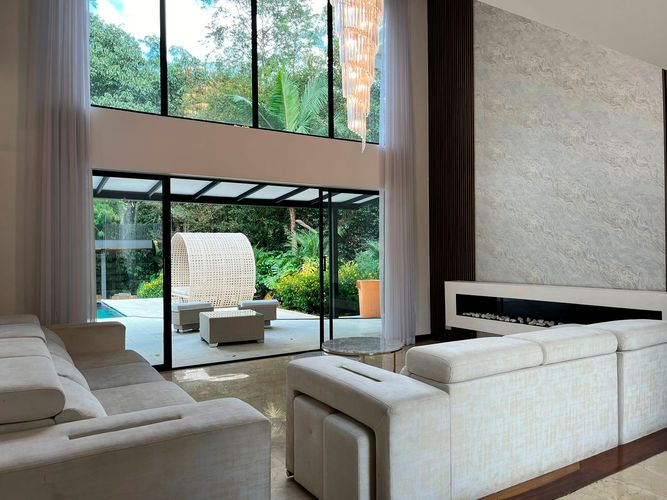 Casa de 5 alcobas en venta en El Poblado, Medellín, 424 m² · foto 4 de 20