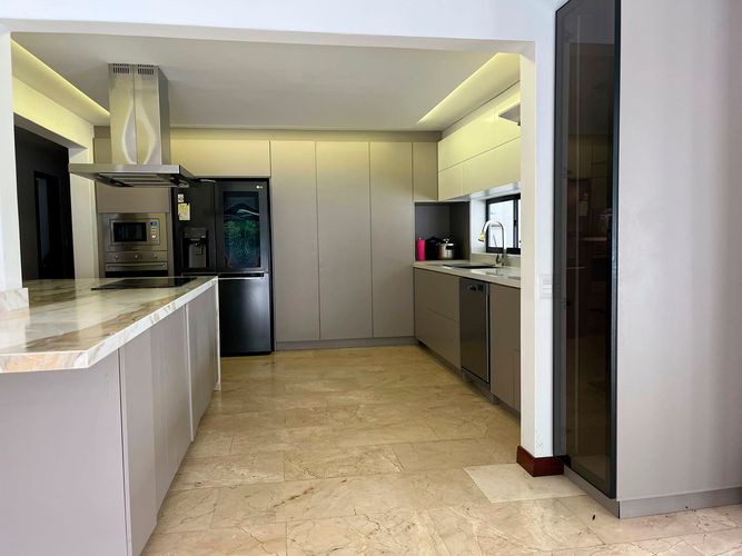 Casa de 5 alcobas en venta en El Poblado, Medellín, 424 m² · foto 6 de 20