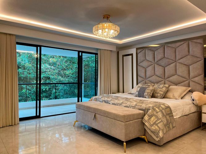 Casa de 5 alcobas en venta en El Poblado, Medellín, 424 m² · foto 13 de 20