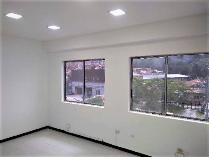 Oficina en venta en Noel, Medellín, 70 m² · foto 6 de 9
