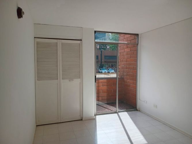 Apartamento en venta en El Poblado, Medellín · foto 6 de 15