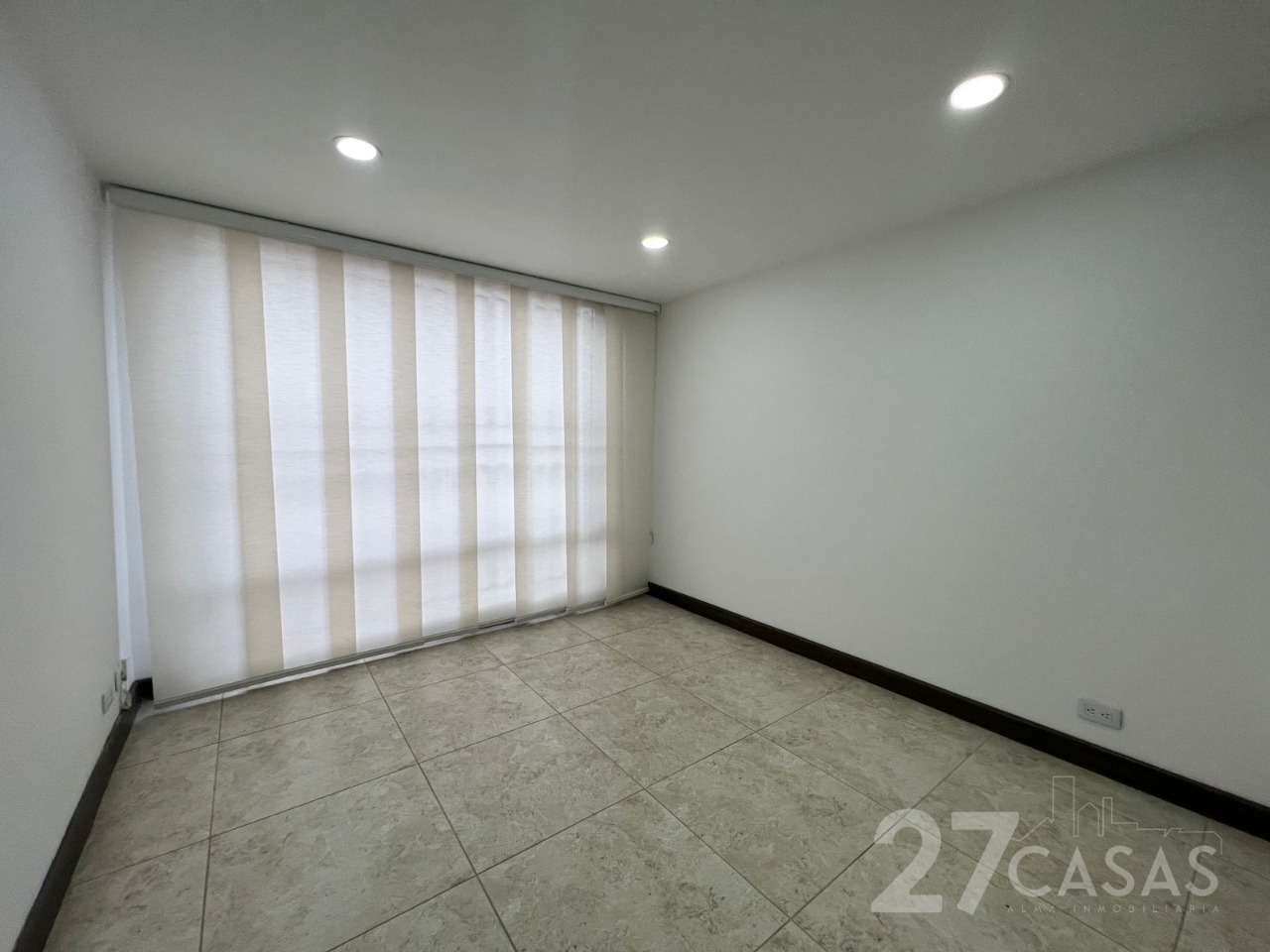Casa en venta en Villas De Aranjuez, Bogotá · foto 6 de 24