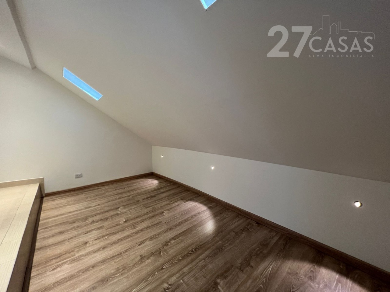 Casa en venta en Villas De Aranjuez, Bogotá · foto 12 de 24
