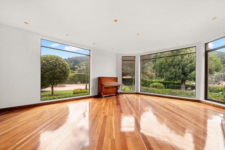 Casa de 7 alcobas en venta en El Salitre, La Calera, 1876 m² · foto 5 de 23