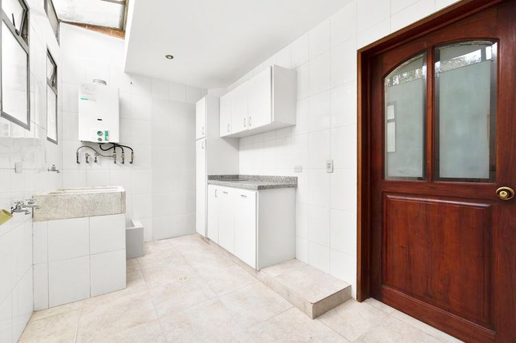 Casa de 7 alcobas en venta en El Salitre, La Calera, 1876 m² · foto 18 de 23