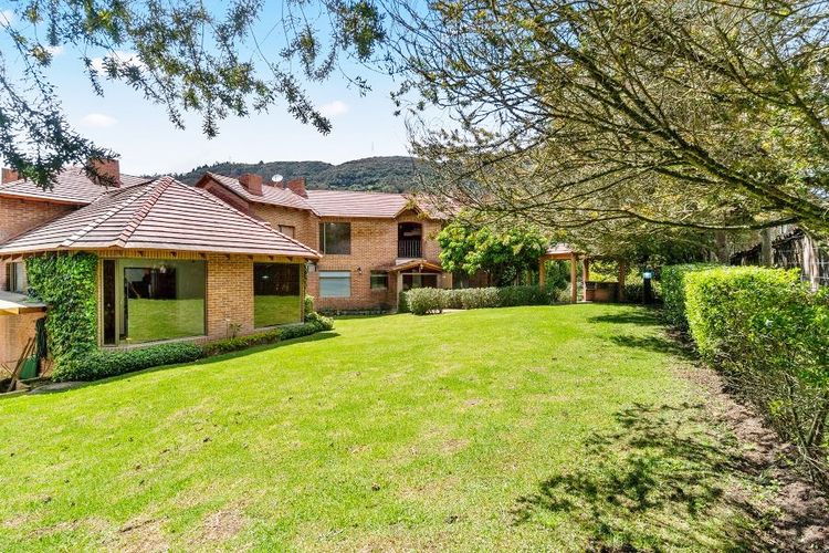 Casa de 7 alcobas en venta en El Salitre, La Calera, 1876 m² · foto 21 de 23